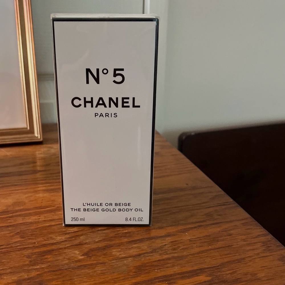 CHANEL N°5 Beige Gold Body Oil